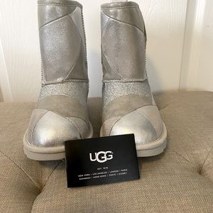 Authentic UGGs silver color -  size 4 - BRAND NEW